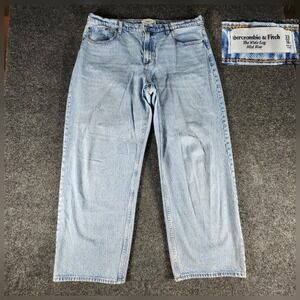 Abercrombie & Fitch The Wide Leg Mid Rise Jean Light Wash Size 33/16R Fit 37x28